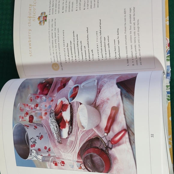 Mary Engelbreit's Sweet Treats Desert Cookbook - Picture 6 of 7